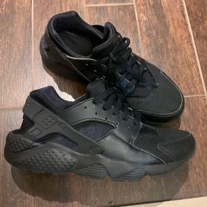 Nike huarache youth